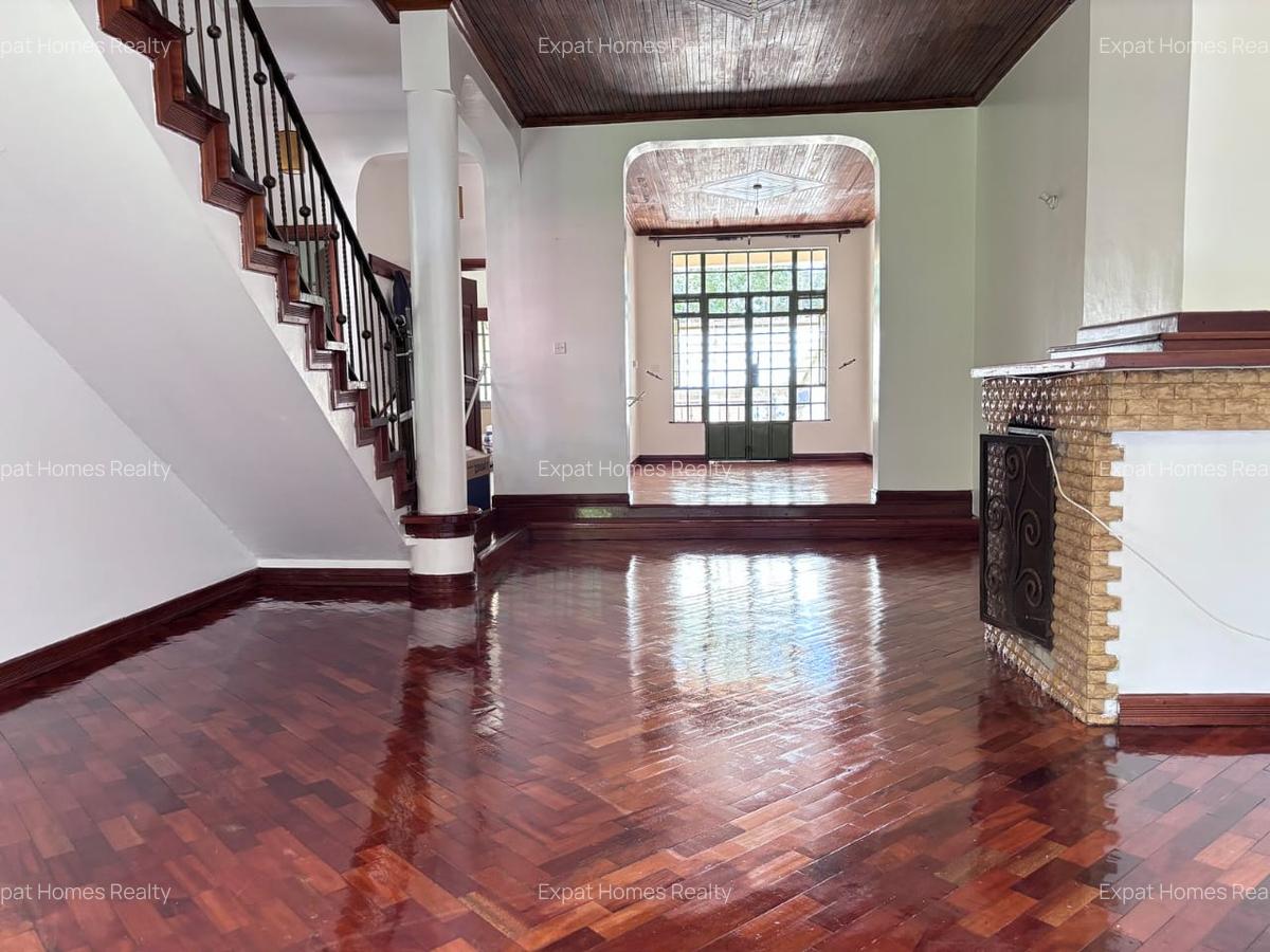 4 Bed Townhouse with En Suite in Lavington - 8