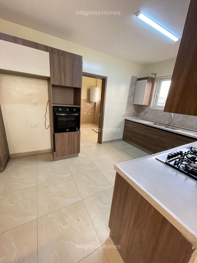 3 Bed Apartment with En Suite in Kilimani - 9