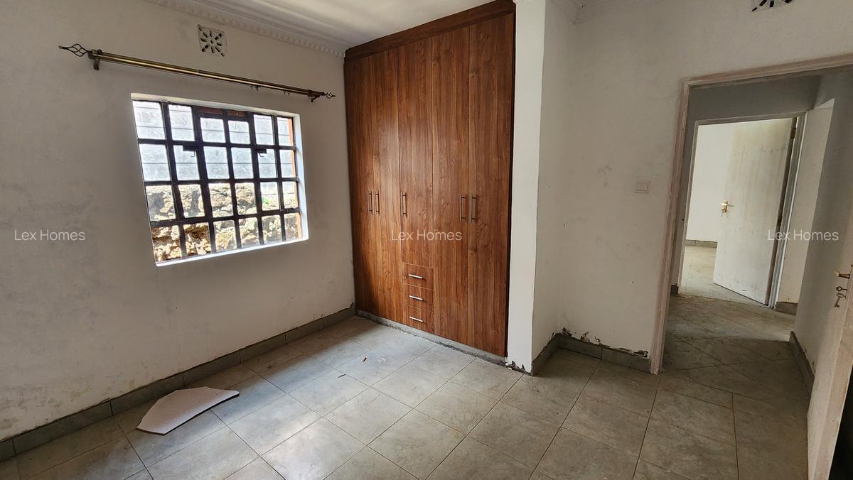 3 Bed House with En Suite at Rimpa Road - 19