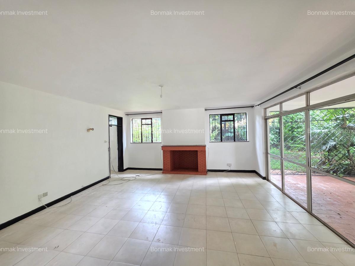 4 Bed Townhouse with En Suite at Near Lavington Mall. - 16