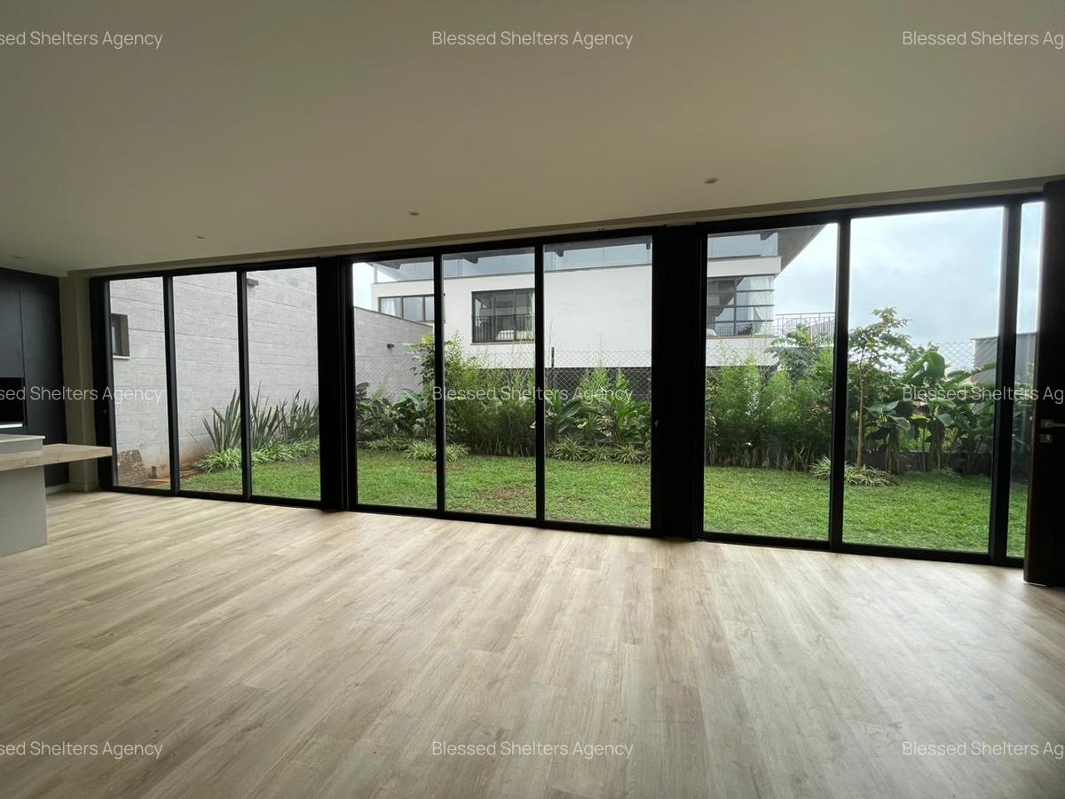 3 Bed Villa with En Suite in Kiambu Road - 12