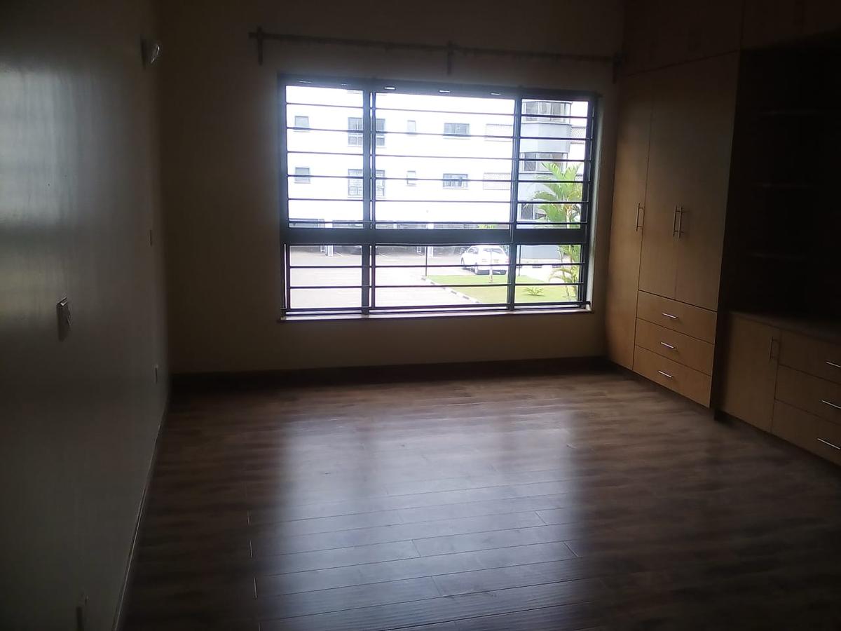 3 Bed Apartment with En Suite in Rhapta Road - 19