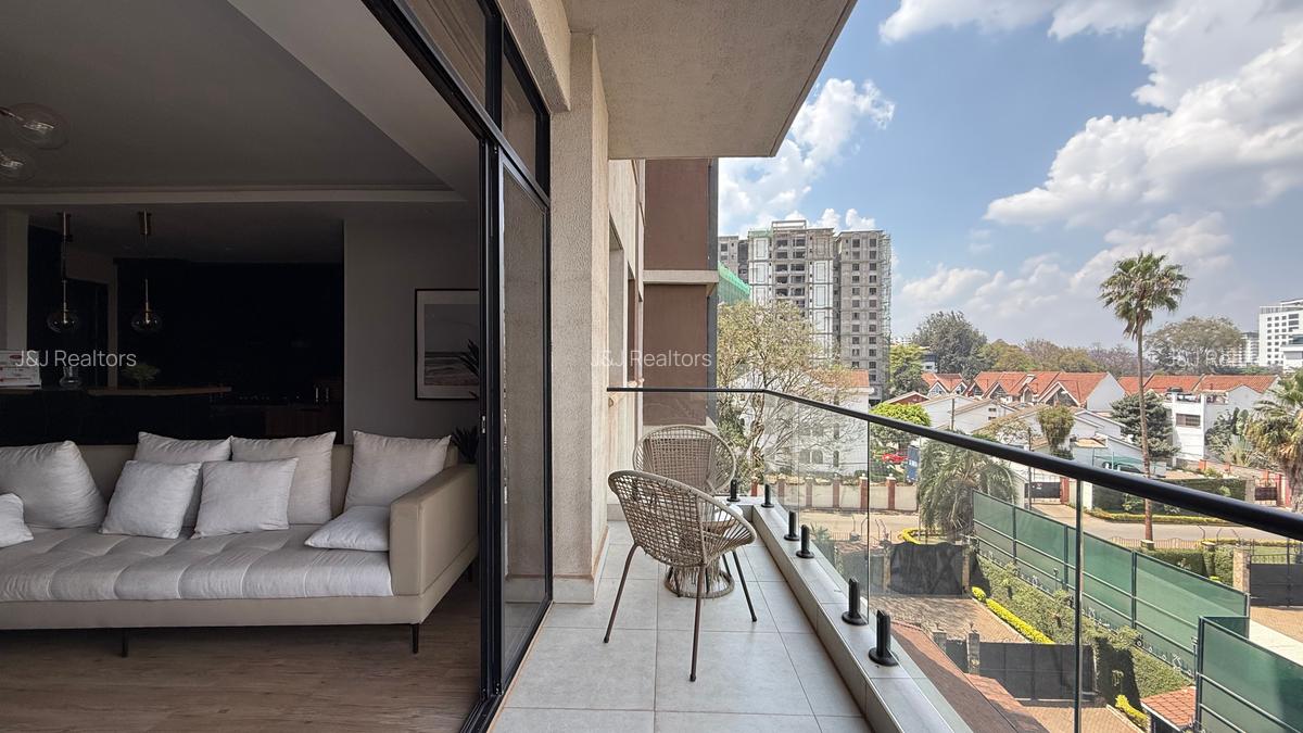 Furnished 2 Bed Apartment with En Suite in Brookside - 1