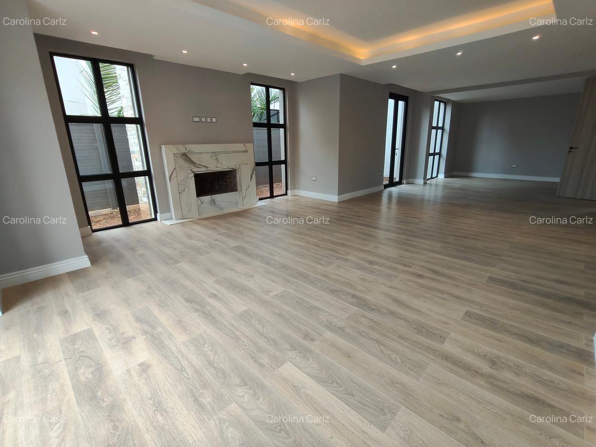 4 Bed Townhouse with En Suite at Runda - 8