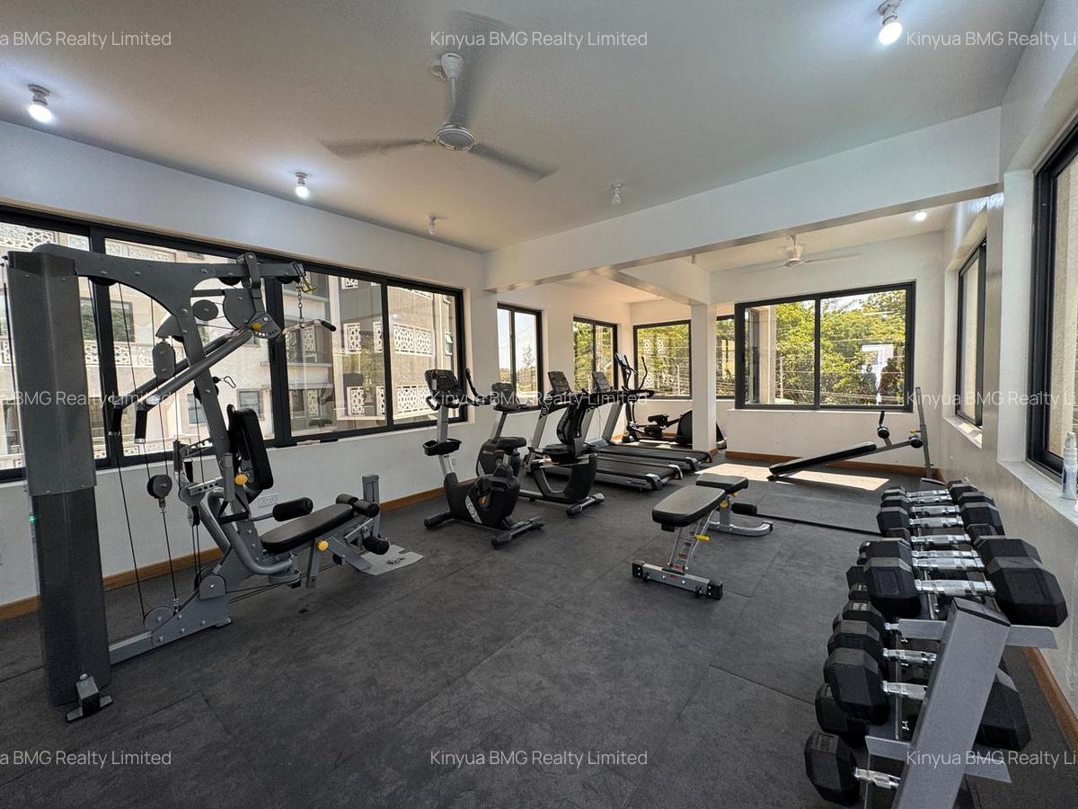 4 Bed Apartment with En Suite in Nyali Area - 13