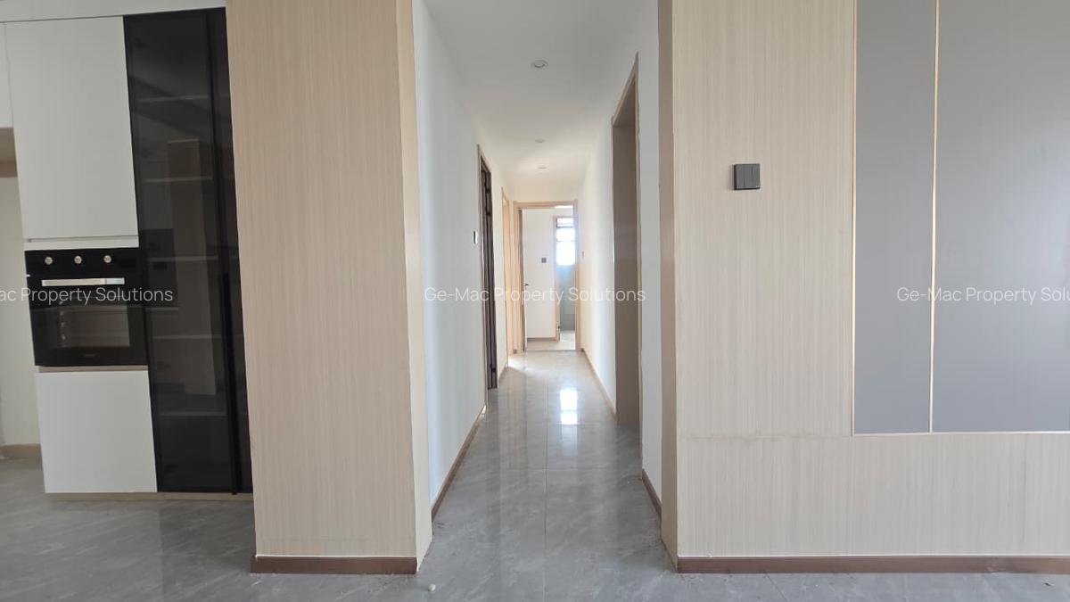 3 Bed Apartment with En Suite in Riverside - 9