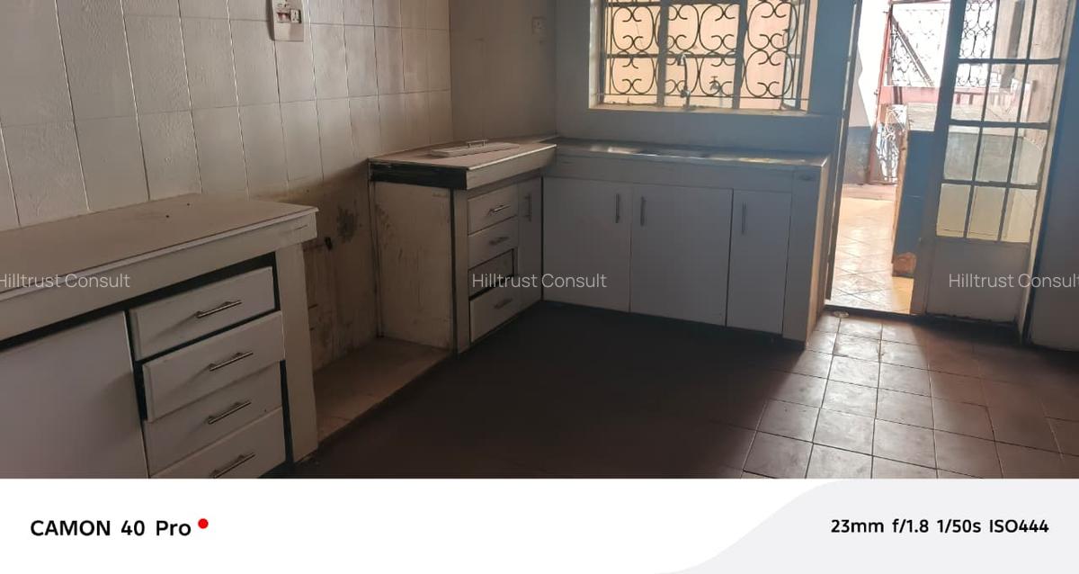 3 Bed House with En Suite in Spring Valley - 4