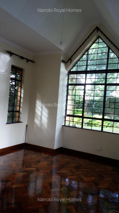 5 Bed Townhouse with En Suite at Convent Drive - 13