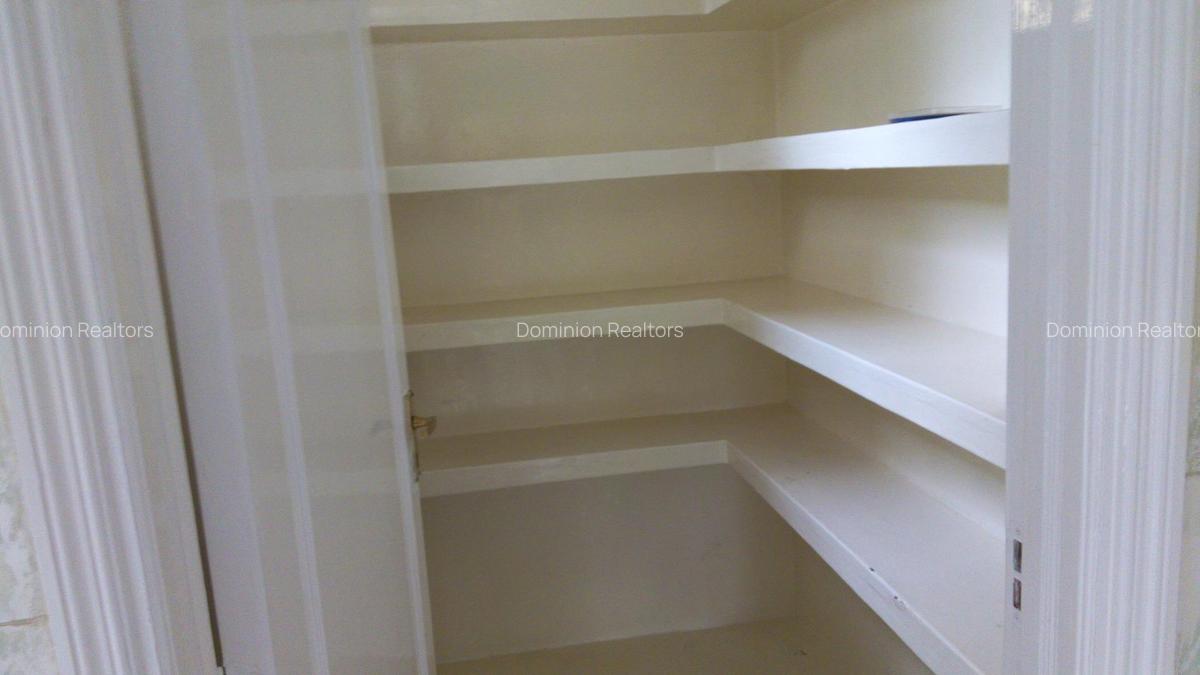 3 Bed Apartment with En Suite in Westlands Area - 7