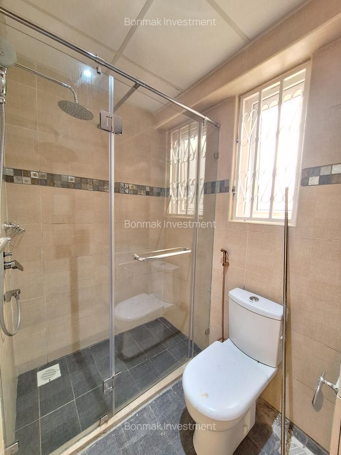 5 Bed Townhouse with En Suite at Lavington Green - 17