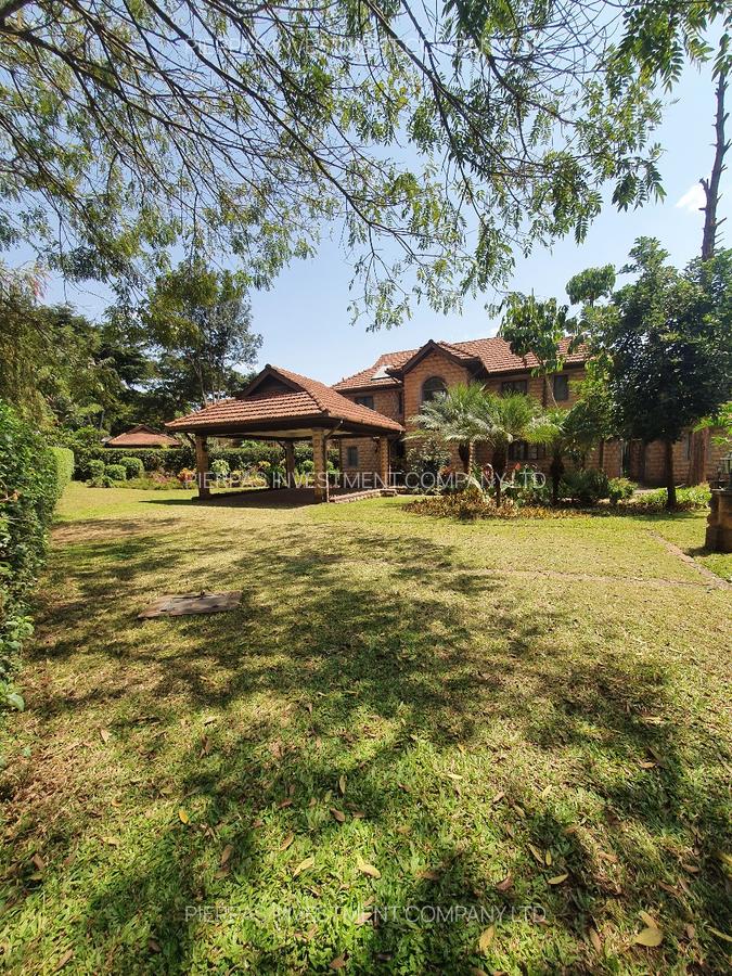 3 Bed House with En Suite in Ridgeways - 9