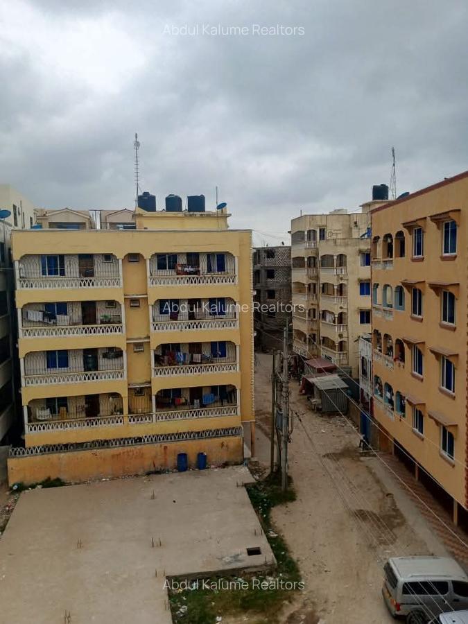 Serviced 10 Bed Apartment with Borehole at Bamburi - 2