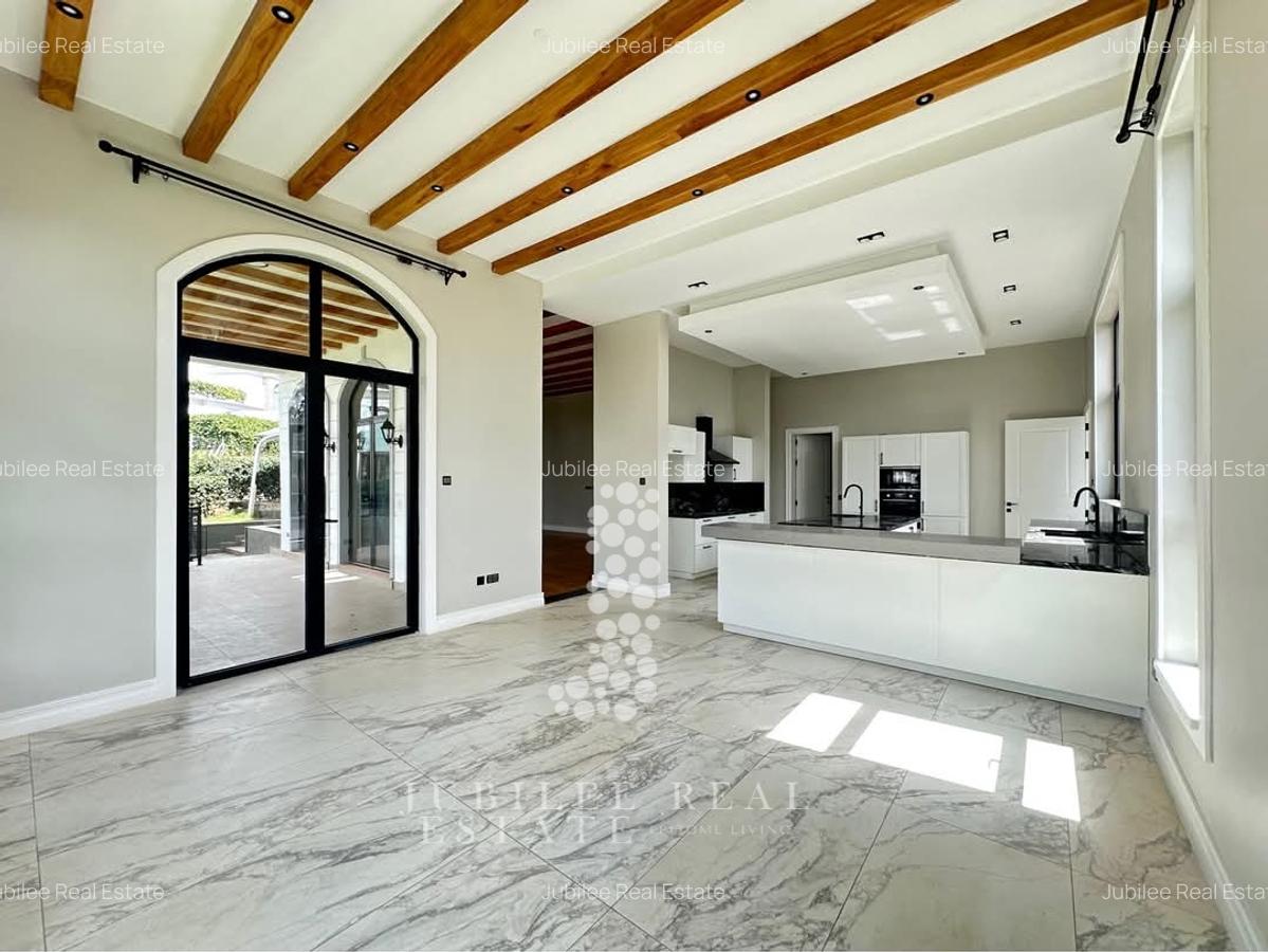 5 Bed Villa with En Suite in Loresho - 9