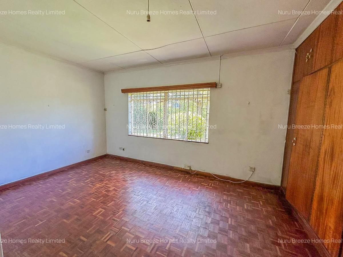 4 Bed House with En Suite in Gigiri - 4