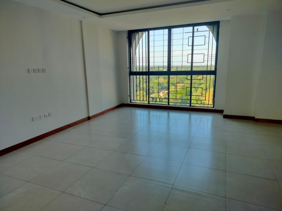 4 Bed Apartment with En Suite in Parklands - 13