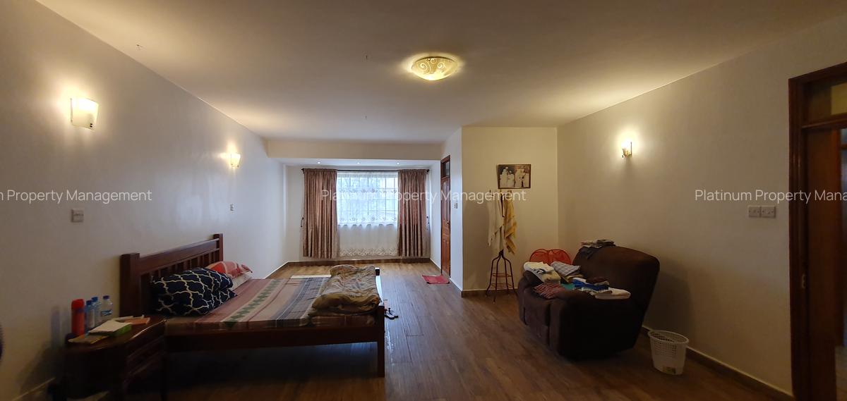 3 Bed Apartment with En Suite at Church Road - 10