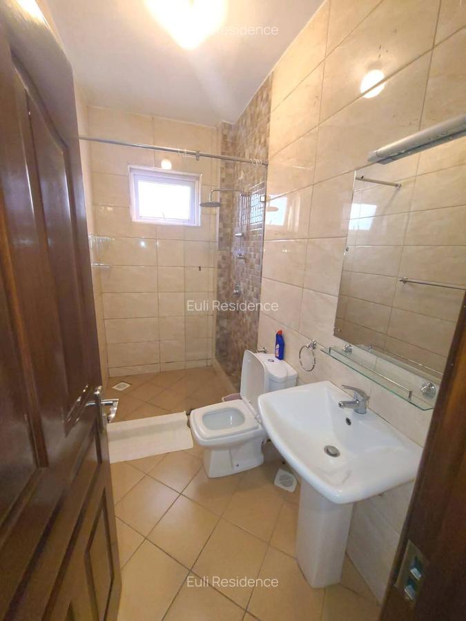 Furnished 2 Bed Apartment with En Suite at Brookside Drive - 5