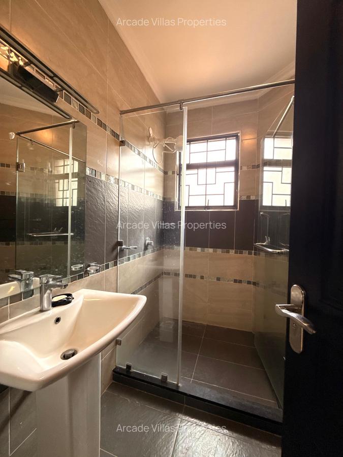 3 Bed Apartment with En Suite in Kileleshwa - 12