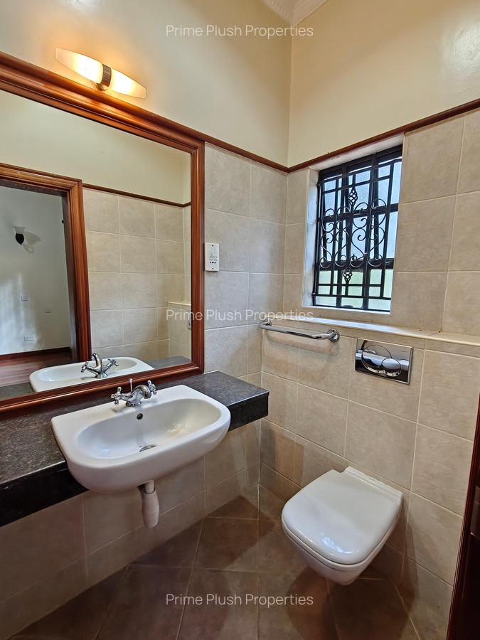 6 Bed House with En Suite in Karen - 5