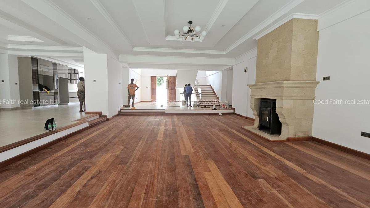 5 Bed House with En Suite in Karen - 4