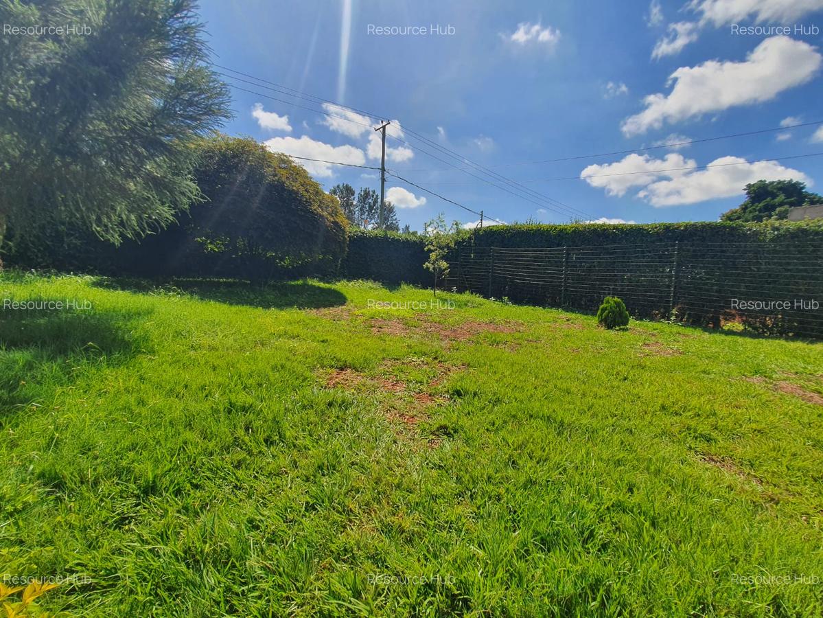 5 Bed House with En Suite at Nyari - 2