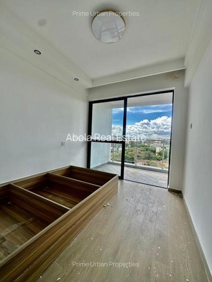 3 Bed Apartment with En Suite in Westlands Area - 10