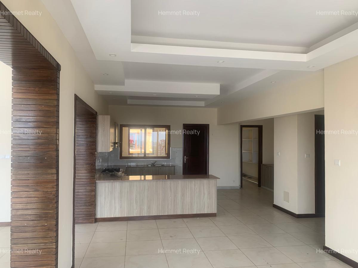 5 Bed Apartment with En Suite in Lavington - 4