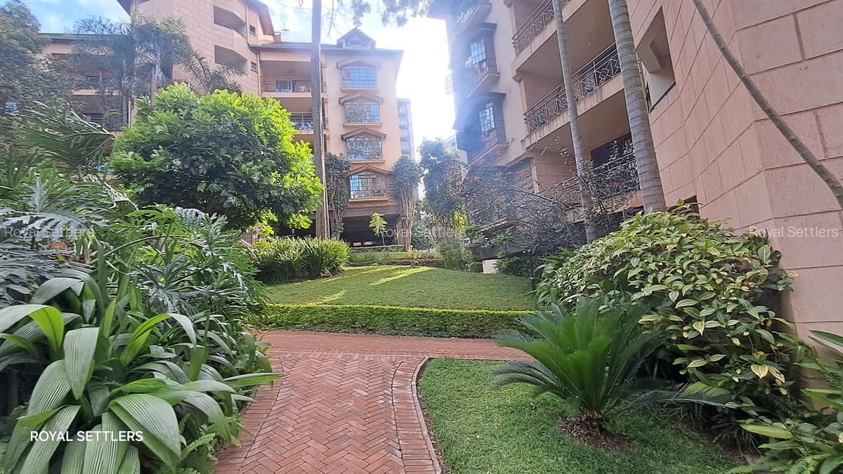 Furnished 3 Bed Apartment with En Suite at Brookside Gardens - 1