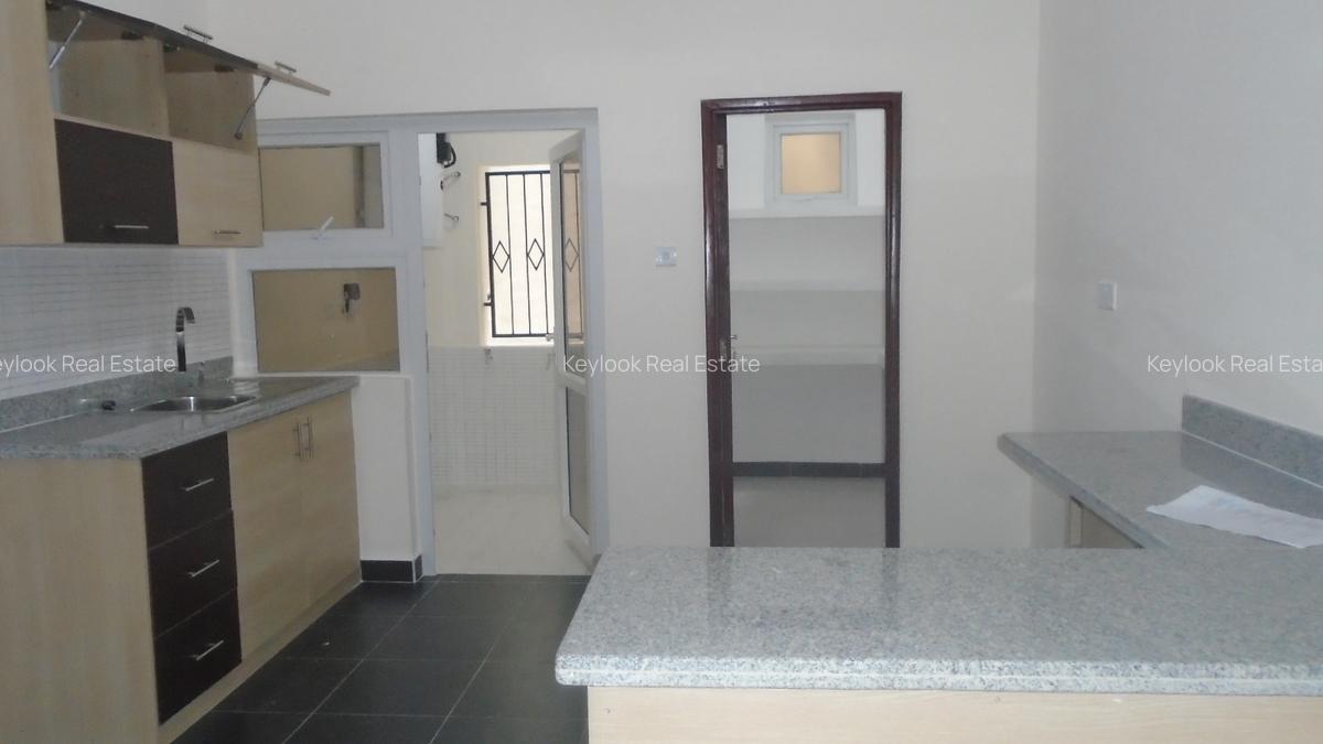2 Bed Apartment with En Suite at Gitanga Road - 9