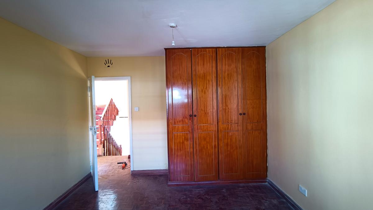 4 Bed Townhouse with En Suite at Westlands - 11