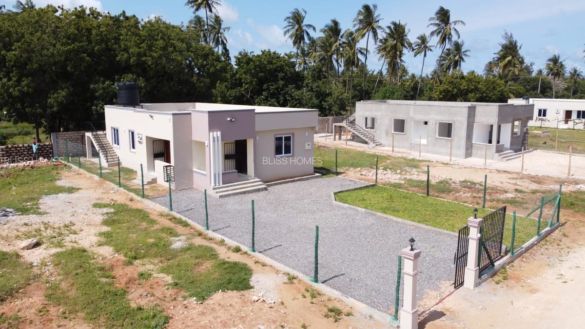 3 Bed Townhouse with En Suite at Tezo - 1