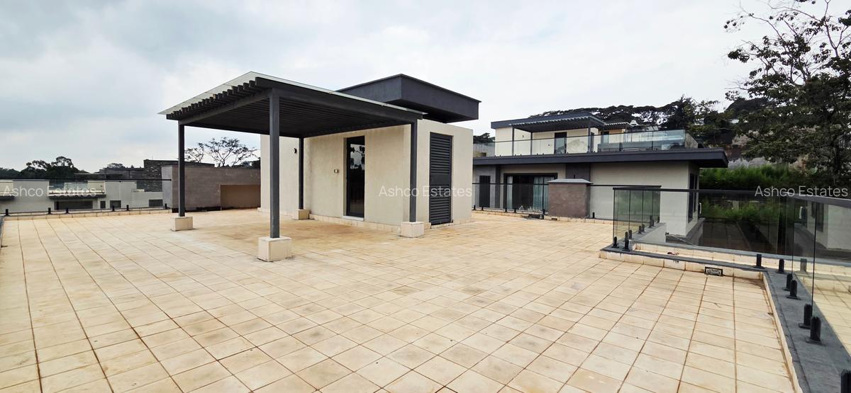 4 Bed Townhouse with En Suite in Loresho - 20