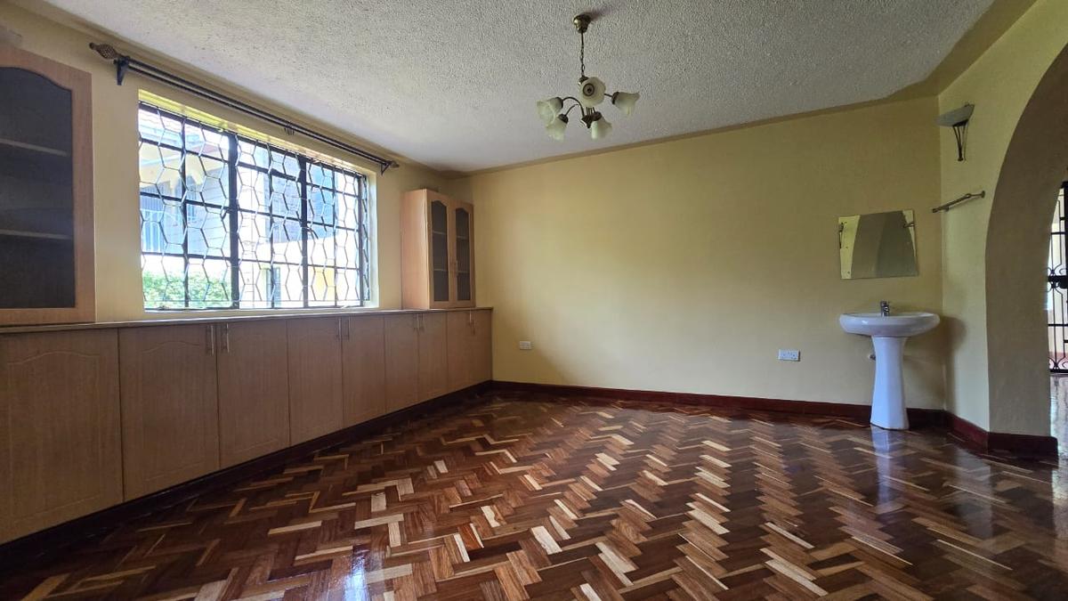 7 Bed House with En Suite at Muthaiga North - 9