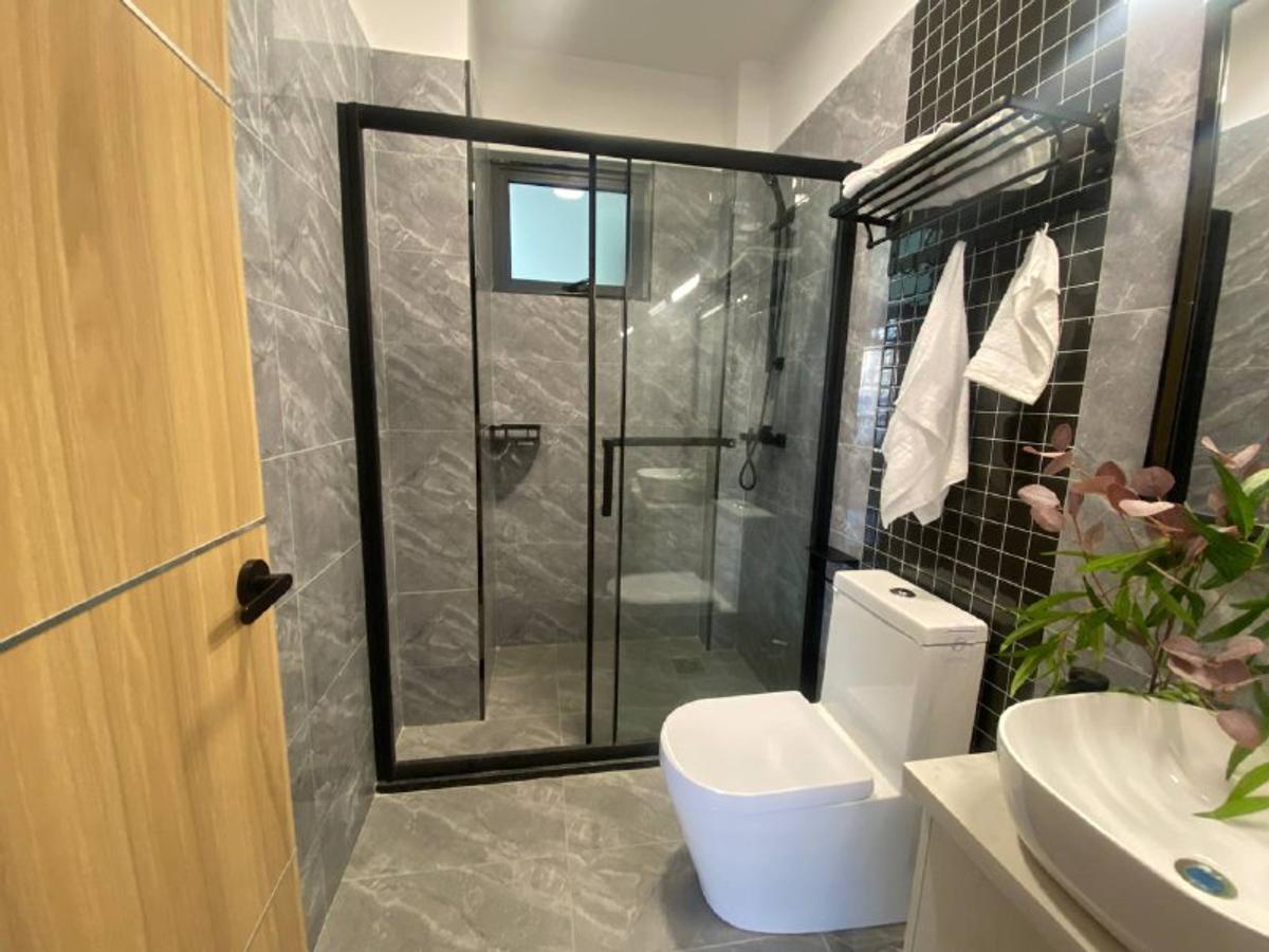 Serviced 3 Bed Apartment with En Suite in Kilimani - 20