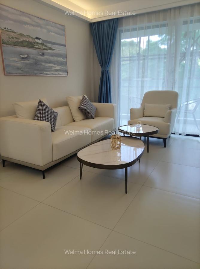 2 Bed Apartment with En Suite in Lavington - 1