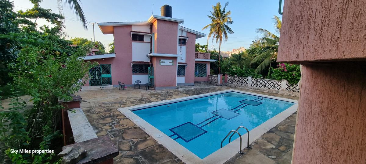 4 Bed Villa with En Suite at Serena Mombasa - 1