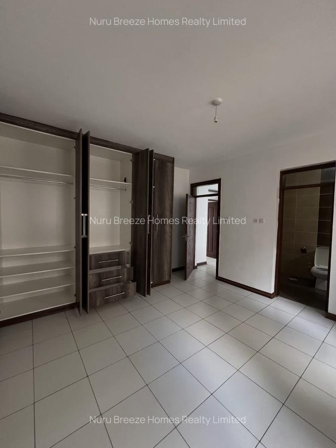 2 Bed Apartment with En Suite in Rhapta Road - 4
