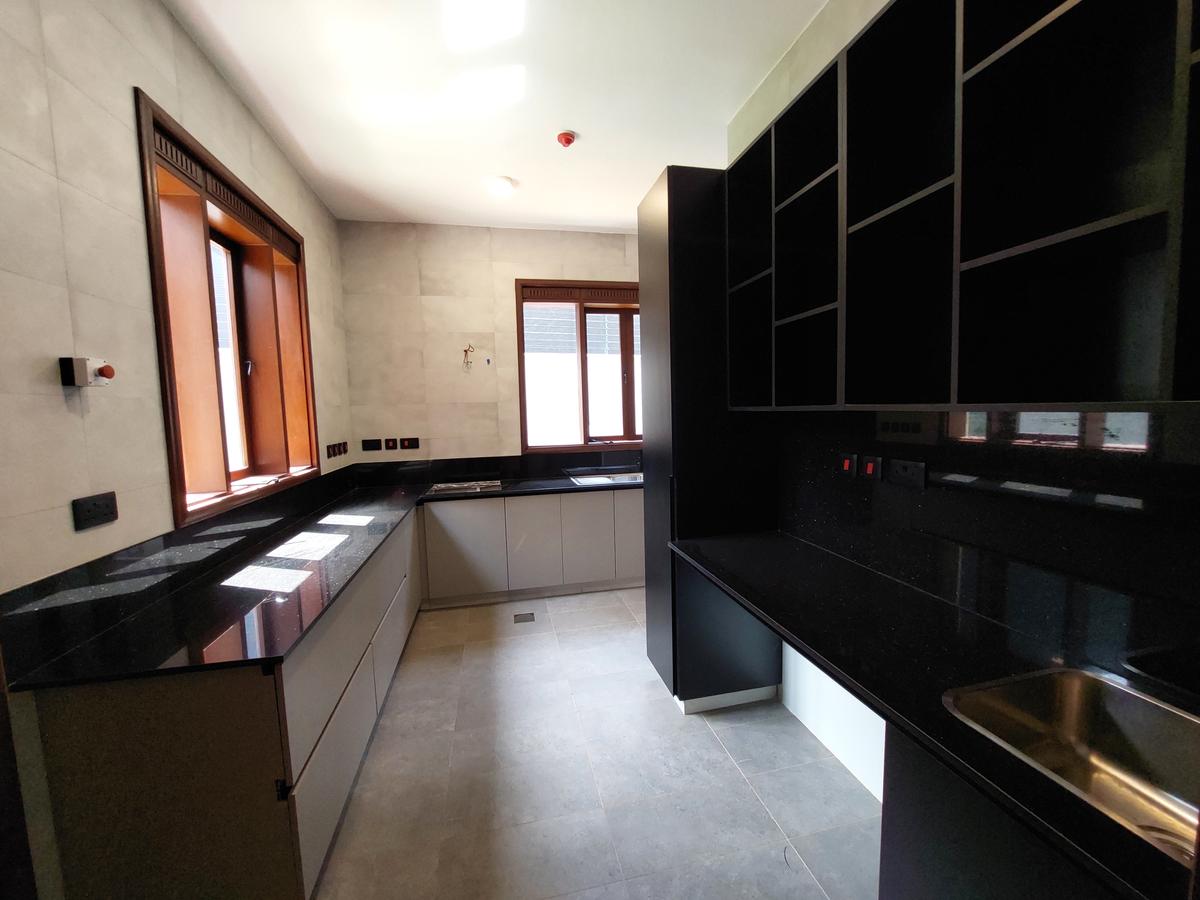 6 Bed House with En Suite at Runda Road - 6