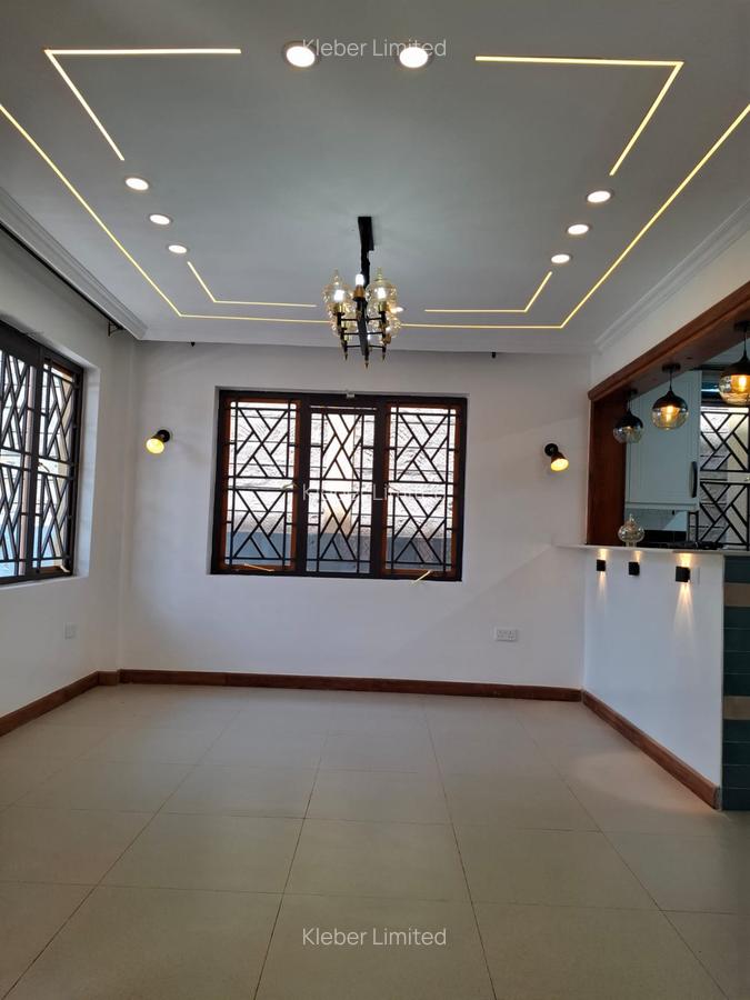 5 Bed House with En Suite at Kikuyu - 4