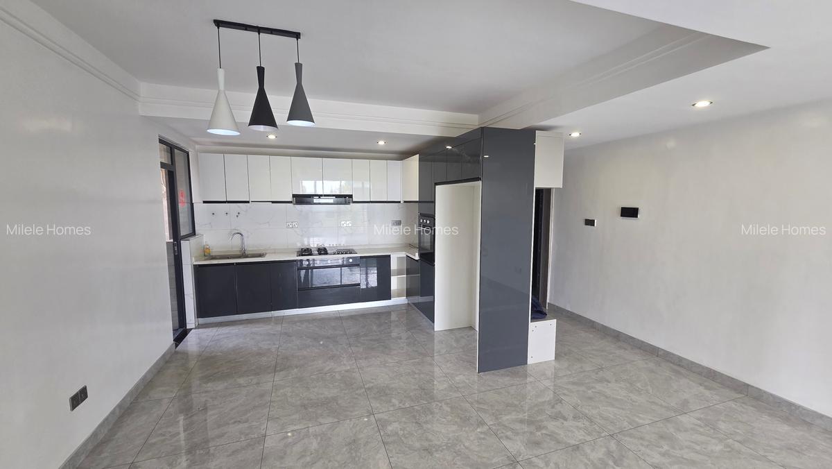 Serviced 3 Bed Apartment with En Suite in Kilimani - 4