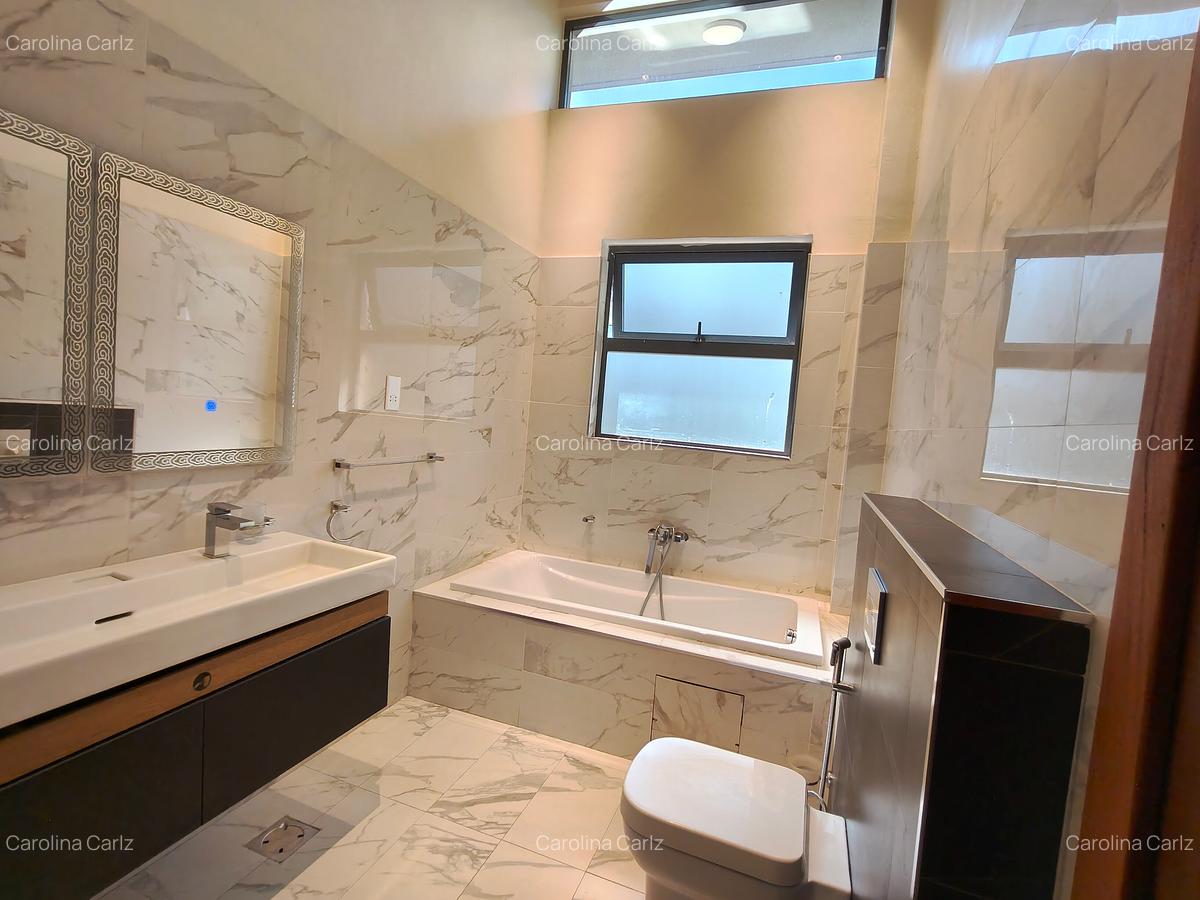 6 Bed House with En Suite at Westlands - 11