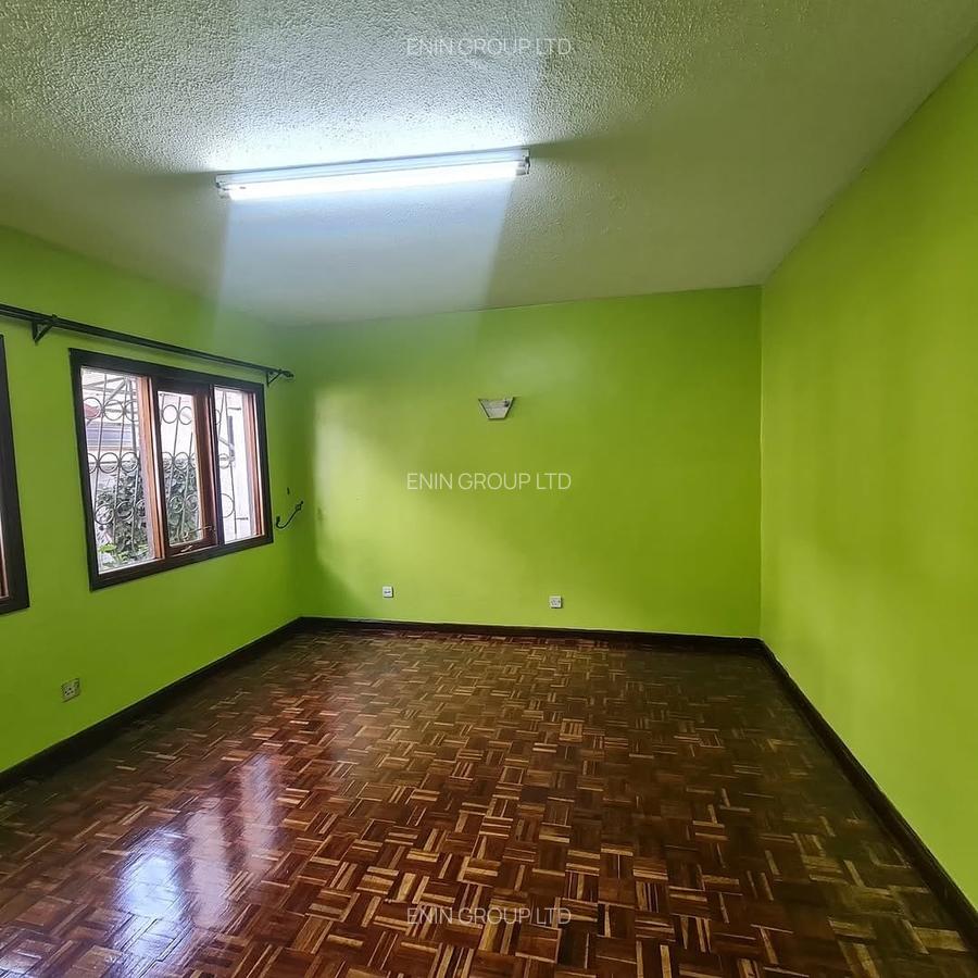 4 Bed Townhouse with En Suite at Kilimani - 11