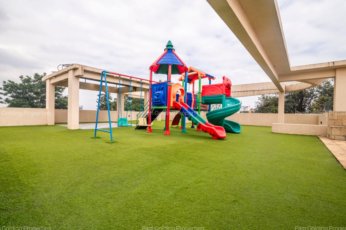 2 Bed Apartment with En Suite at Peponi Road - 17