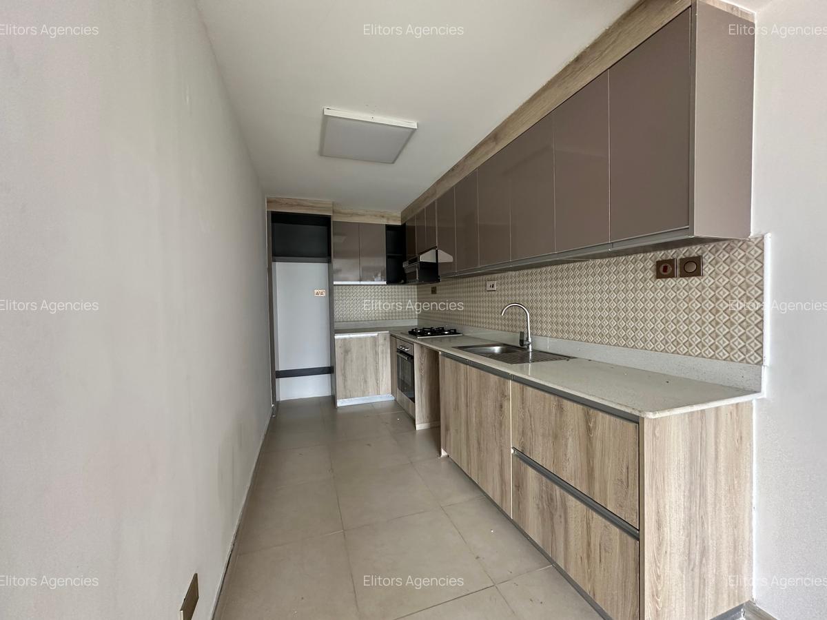 1 Bed Apartment with En Suite at Sports Road - 2