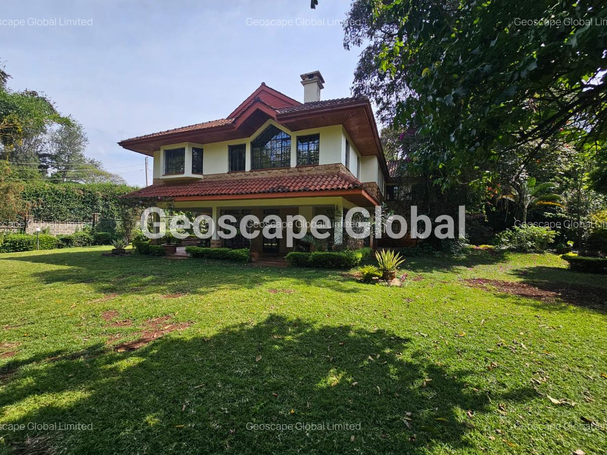 5 Bed House with En Suite in Rosslyn - 1