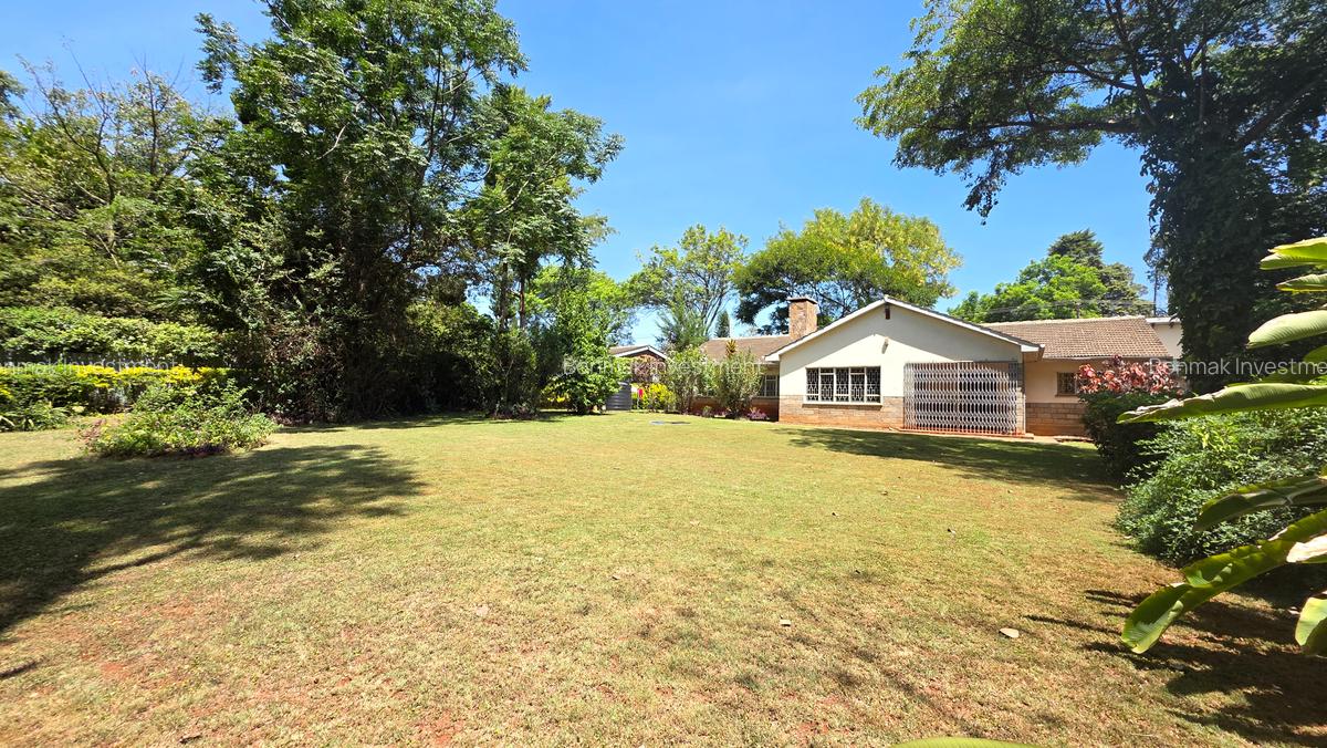 4 Bed House with En Suite at Old Runda - 4