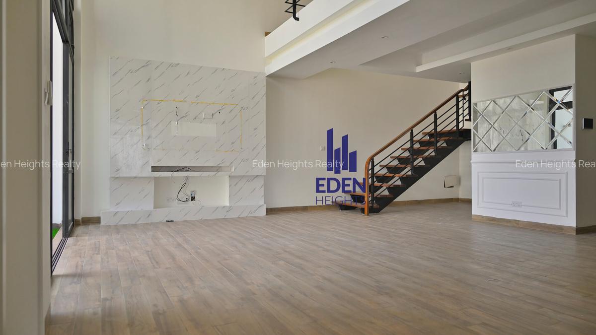 3 Bed Apartment with En Suite in Riverside - 3