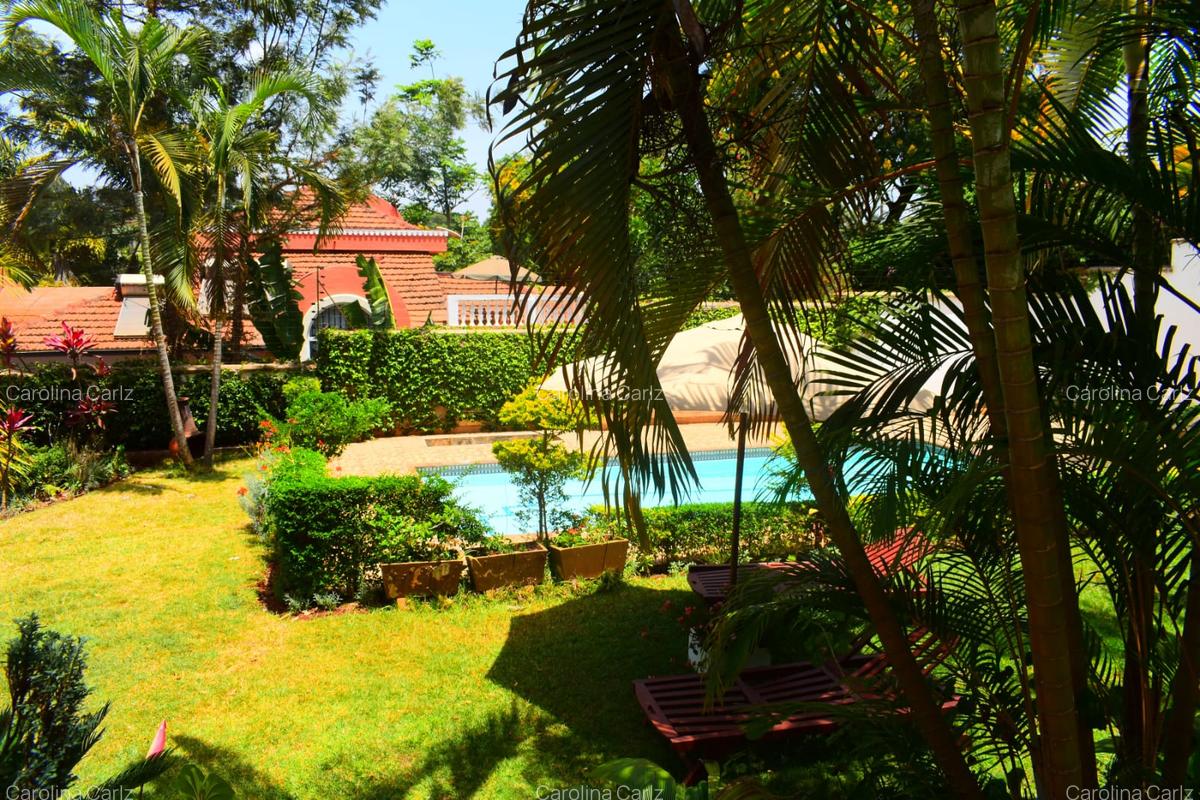 4 Bed House with En Suite in Westlands Area - 2