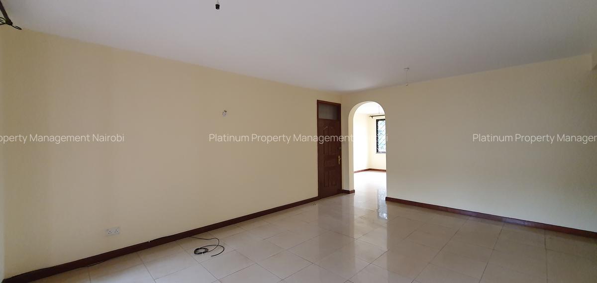 3 Bed Apartment with En Suite in Parklands - 5