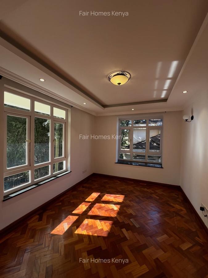 5 Bed Townhouse with En Suite at Convent Drive - 9